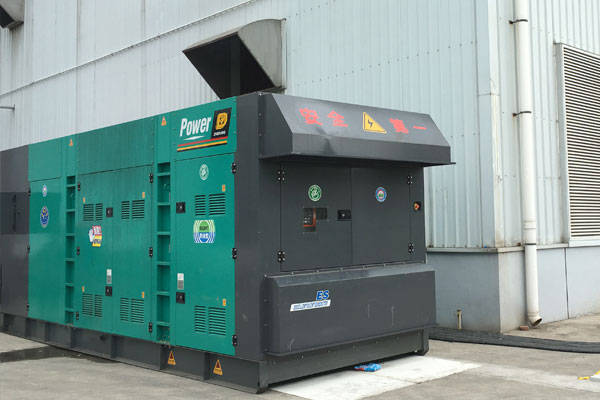 壤塘燃油滤清器的更换流程是怎样的？