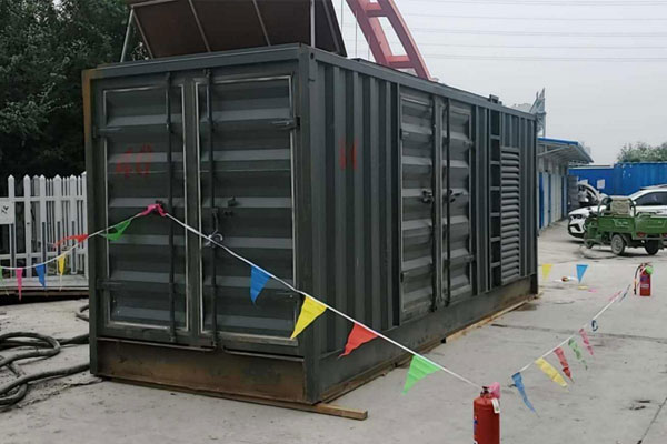 壤塘发电机租赁空气滤清器多久更换一次？