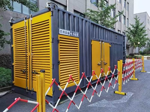 壤塘如何使用转速表检查发动机的转速？