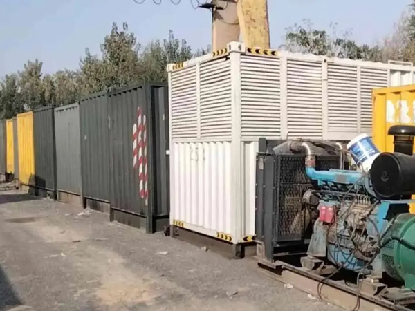 壤塘200KW柴油发电机机组每小时油耗是多少？